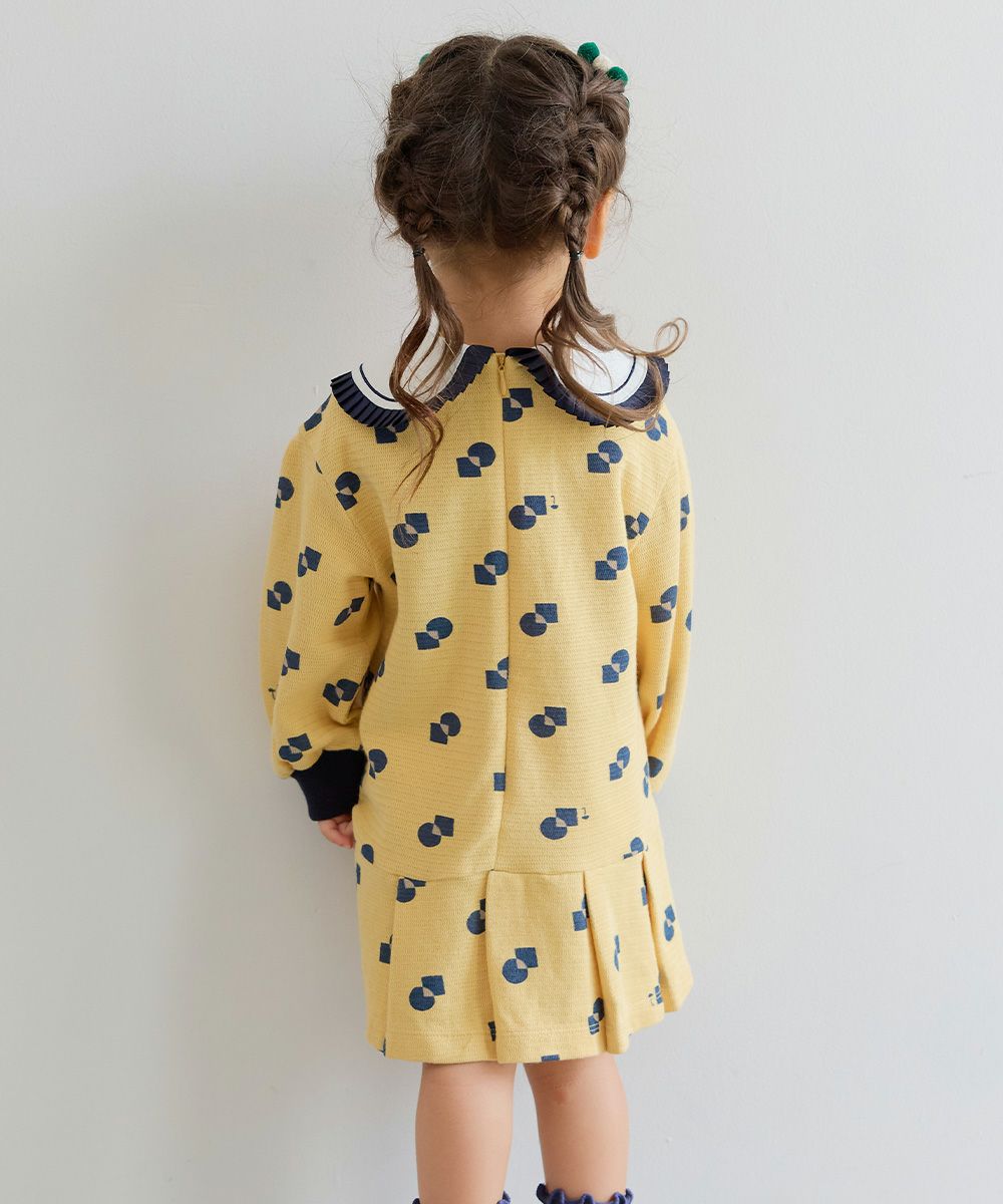 モデル身長：92cm　着用サイズ：100