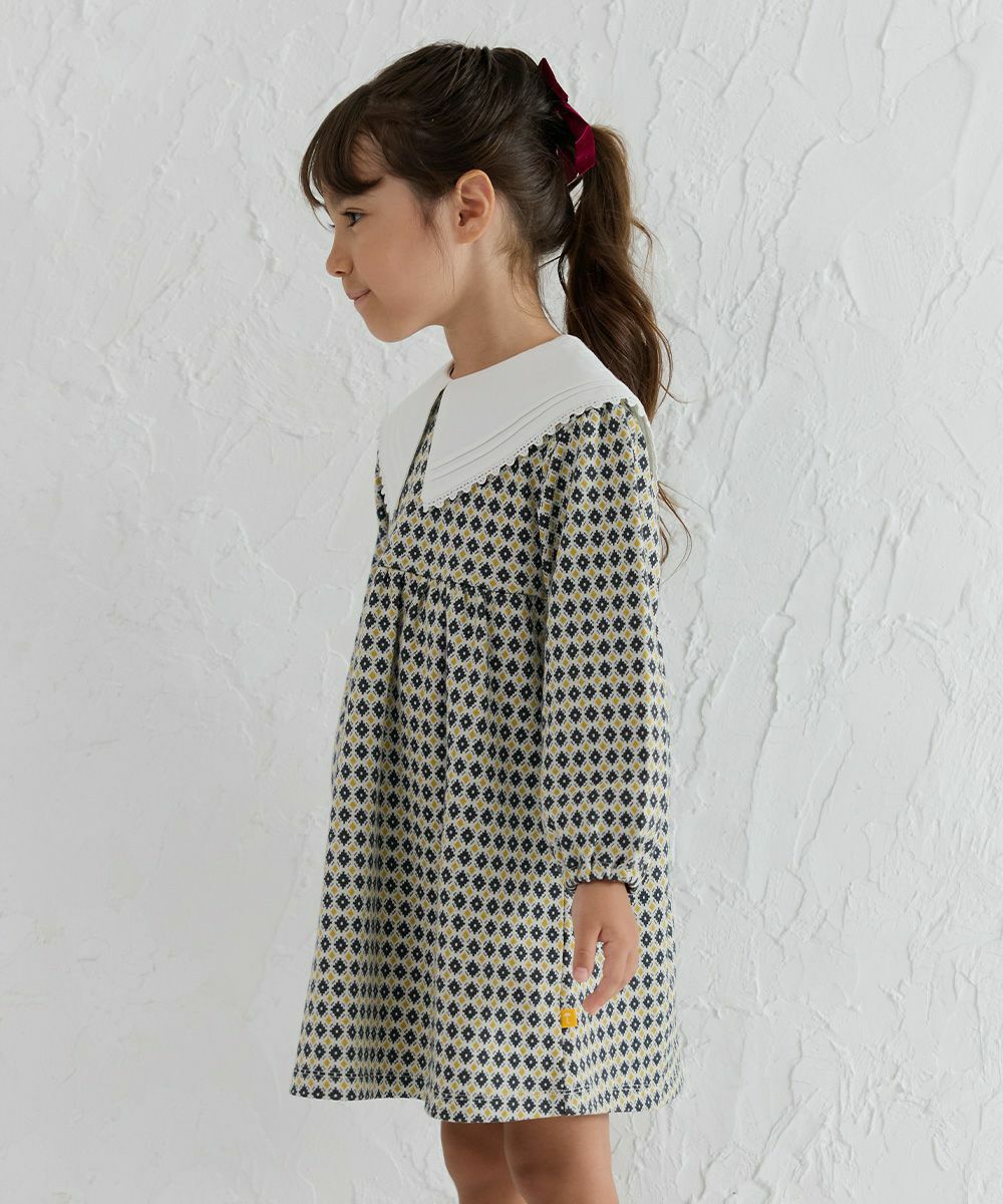 モデル身長：114cm　着用サイズ：120