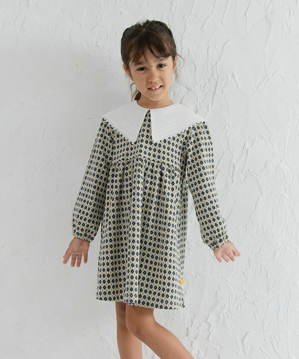 モデル身長：114cm　着用サイズ：120