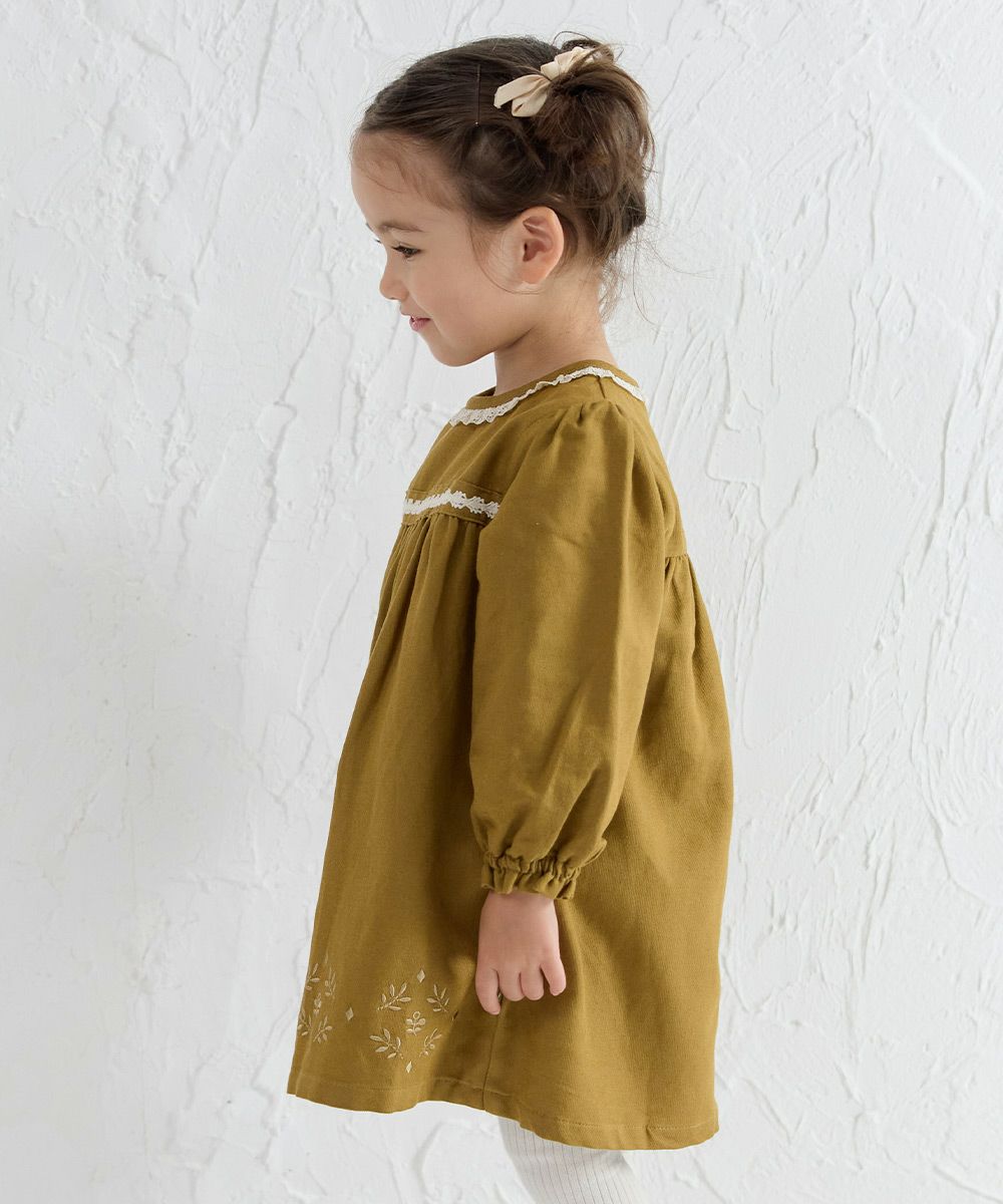 モデル身長：92cm　着用サイズ：100