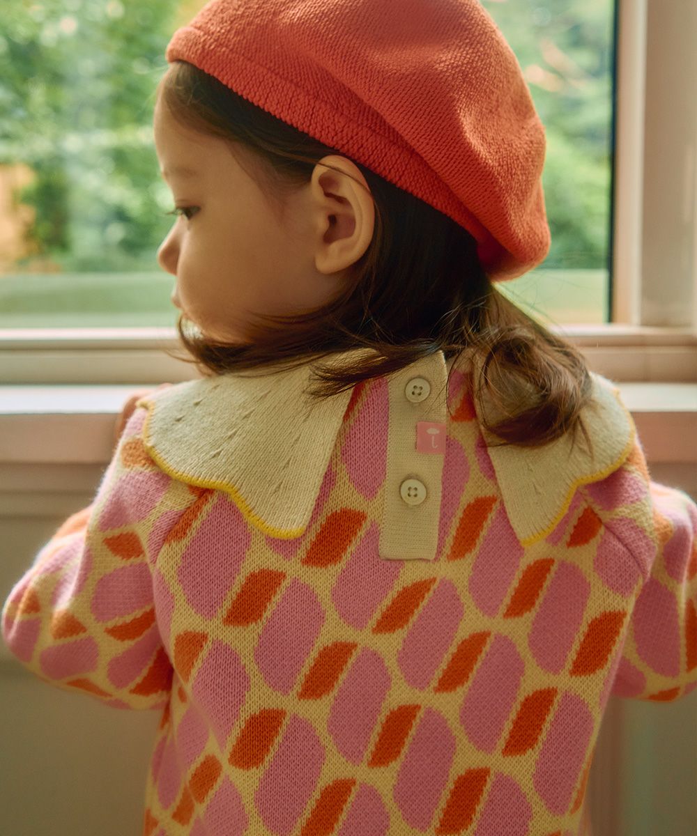 N miuページ セットアップ】幾何学柄長袖ピンクニットトップス＆パンツ