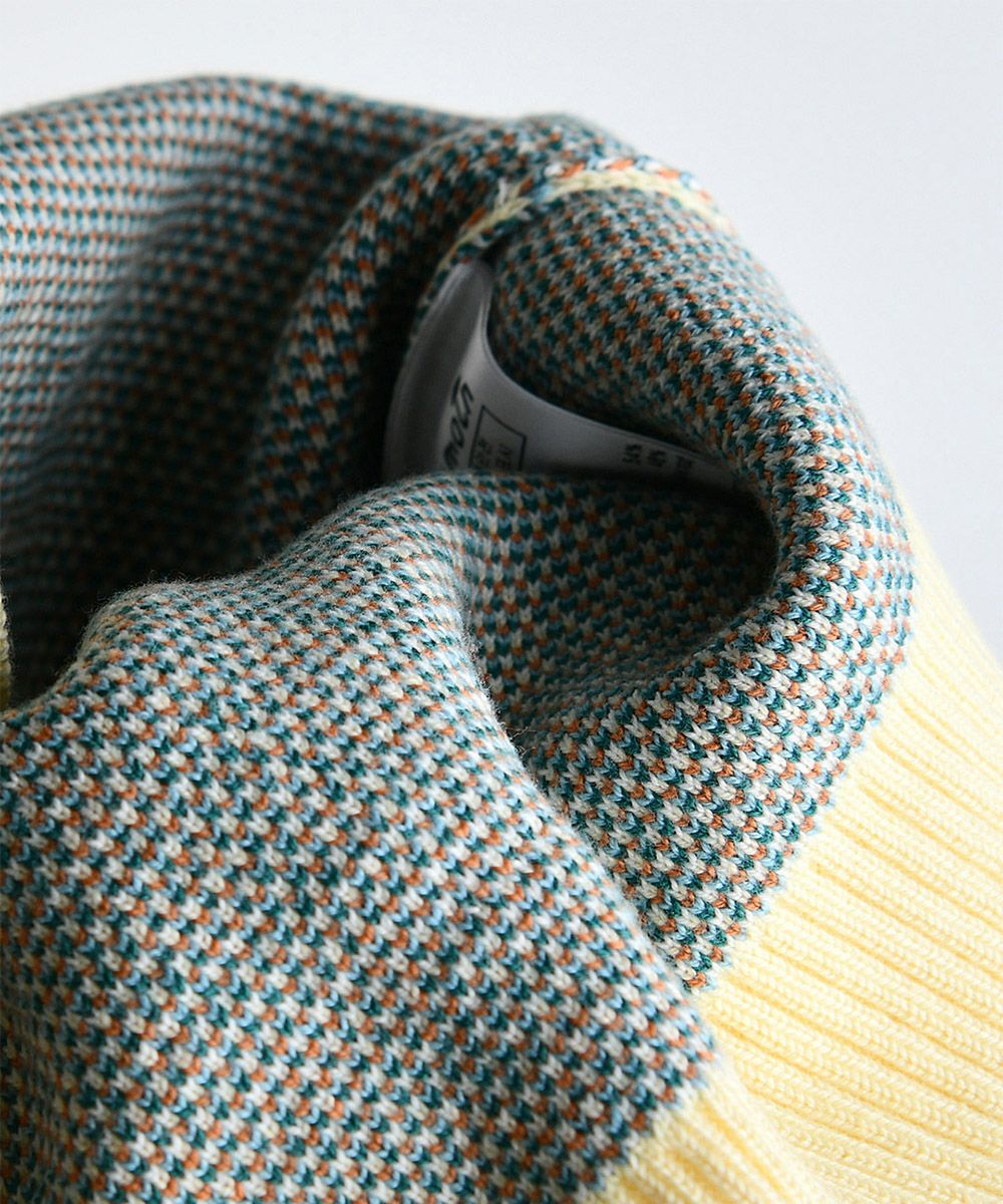 カラフルウェーブ柄ニットベスト | おしゃれな子供服 moimoln